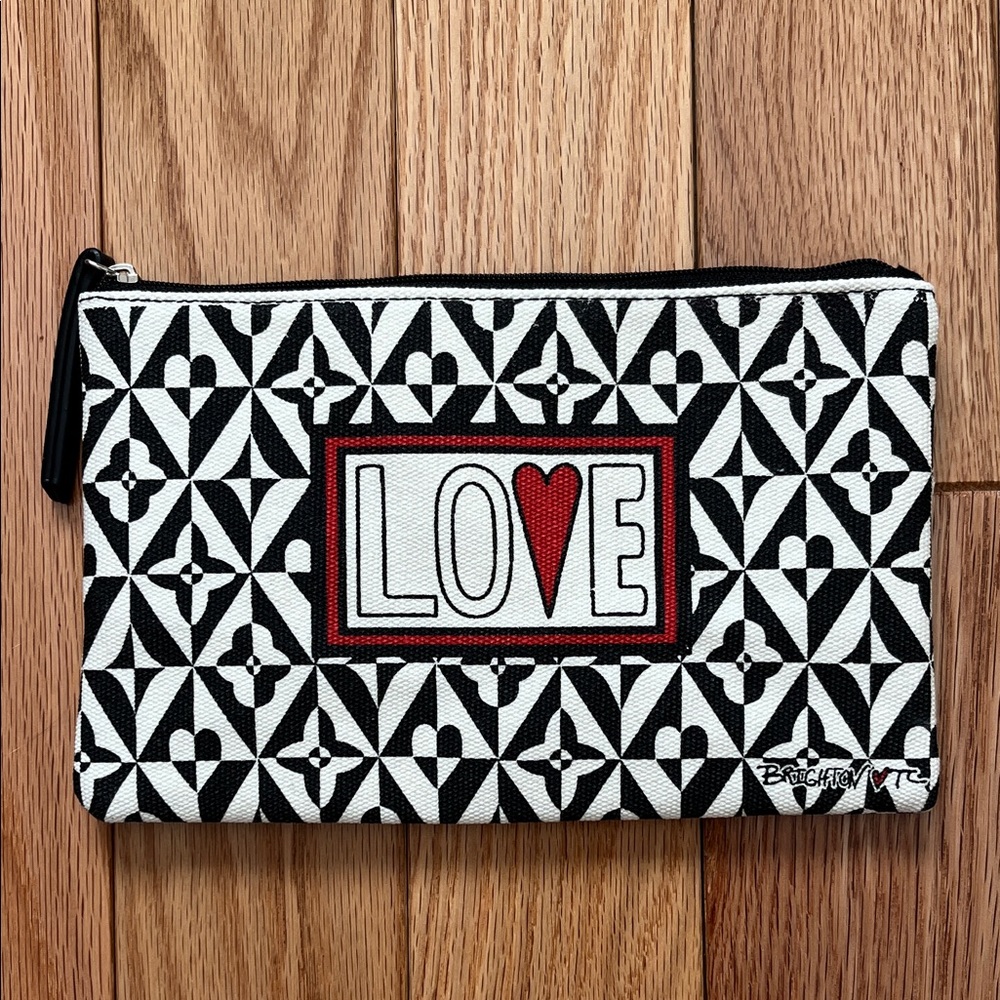 🆕 Brighton LOVE ❤️ cosmetic pouch